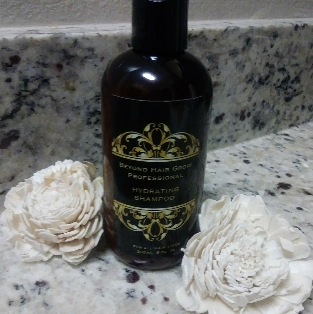 Beyond Hydrating oil shampoo